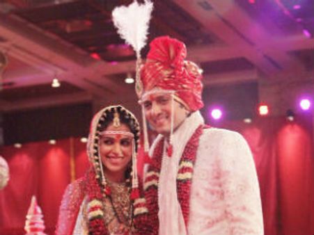 Riteish Deshmukh, Genelia D'Souza to honeymoon after TNLHG release