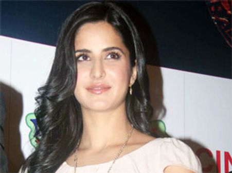 Katrina Kaif upsets Ravi Chandran, Karan Johar, Prakash Jha