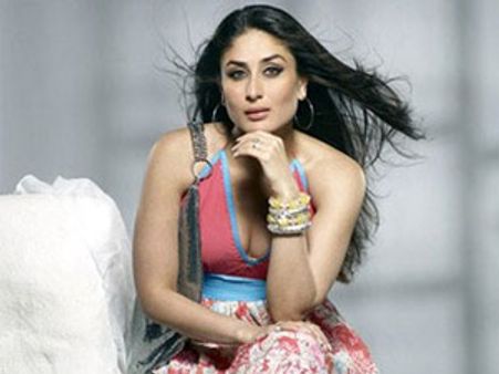 Kareena Kapoor to get intimate with Arjun Rampal?