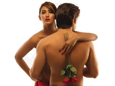 Mathira follows Veena Malik; poses nude