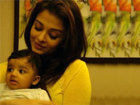 Aishwarya Rai Bachchan's Beti B's photo leaked?