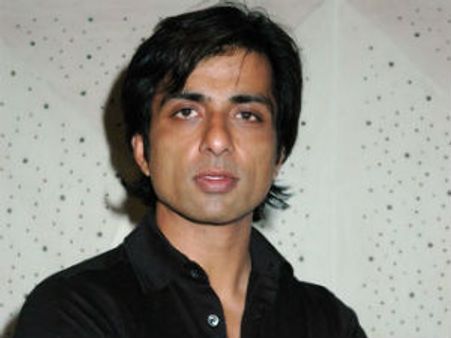 Sonu Sood playing Dawood Ibrahim in Shootout at Wadala