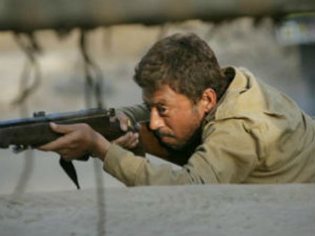 Paan Singh Tomar director lands in legal trouble