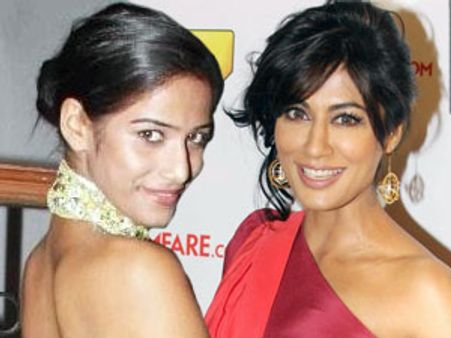 Poonam Pandey calls Chitrangada Singh a 'bitch'!