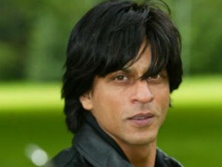 Shahrukh Khan's chest swells with pride!