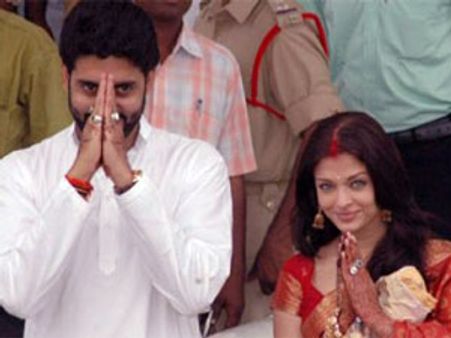 Aishwarya Rai Bachchan's baby trends on Twitter