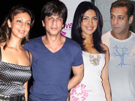 Is it Shahrukh-Priyanka VS Gauri Khan-Salman?
