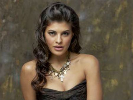 Jacqueline Fernandez following Aishwarya, Bipasha's footsteps
