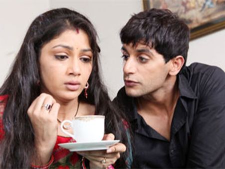 Karanvir Bohra not insecure about Amitabh Bachchan!