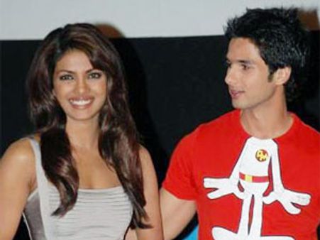 Will the 'Gauri Khan Effect' reunite Priyanka Chopra, Shahid Kapoor?