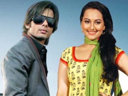 Why is Sonakshi Sinha angry with Shahid Kapoor?