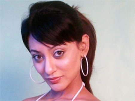 Bed scenes work a lot for a film's success: Vedita Pratap Singh