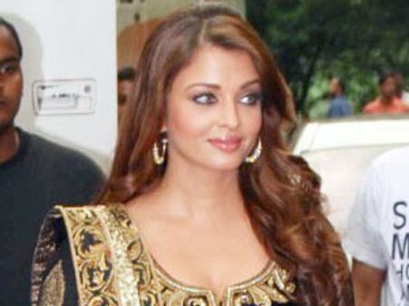 Aishwarya Rai won't make her comeback with Sarkar 3