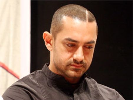 Priyadarshan to cast Aamir Khan in an AIDS film?