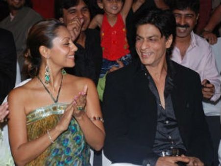 Do actors' spouses feel insecure about love scenes?