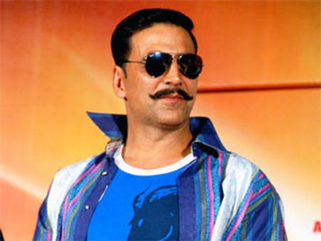 Akshay Kumar gets Rs 50 cr for 5 years!