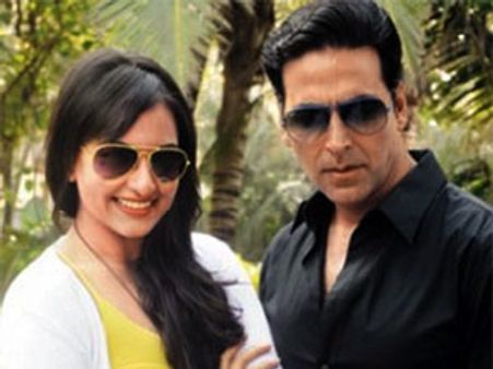 Akshay Kumar wants to drive an Auto rickshaw!