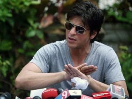 Will Mamata Banerjee turn Shahrukh Khan's saviour?