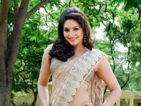Ragini Dwivedi to start shooting Ragini IPS on her birthday