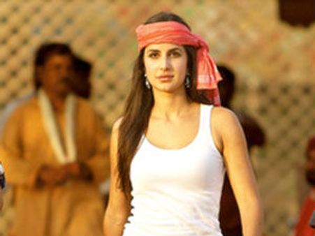 Katrina Kaif set to cross-dress like a man in Dhoom 3