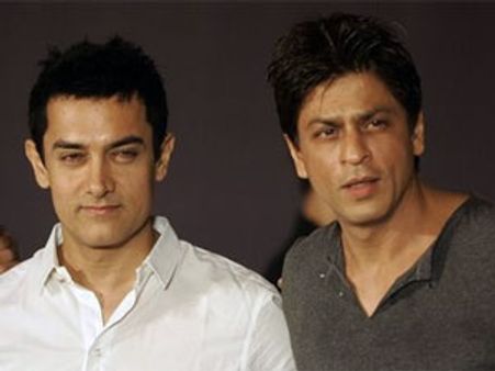 When Shahrukh Khan gave Aamir Khan a royal ignore!