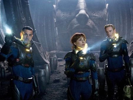 Michael Fassbender’s Prometheus look inspired by David Bowie and Lawrence of Arabia!