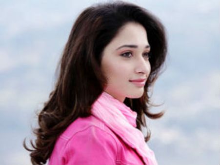 Tamanna all excited to share coffee with her fans