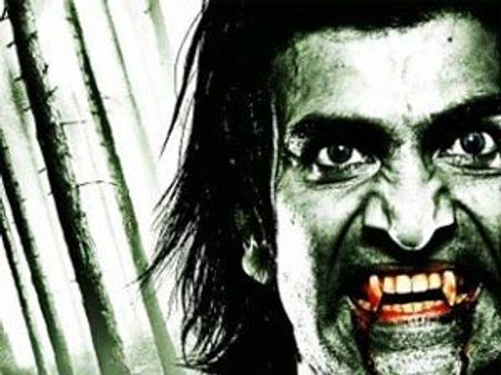 Dracula 2012 villian Sudheer attacks actress Priya