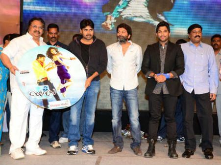 Pawan Kalyan, Dasari release Allu Arjun’s Julayi music