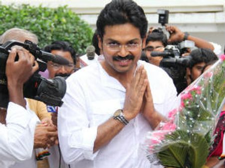 Karthi's Saguni censored, releasing on June 22