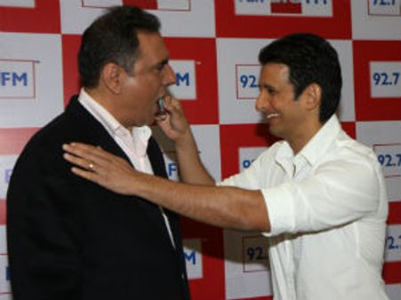 Ferrari Ki Sawaari stars Boman, Sharman celebrate Father's Day