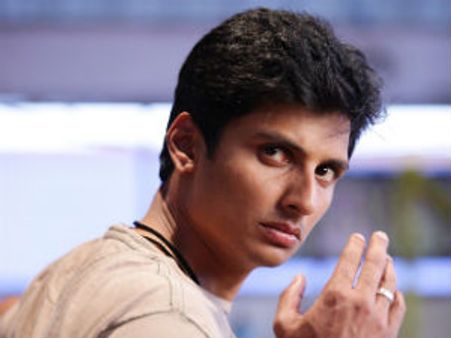 Ravi K Chandran forays into direction