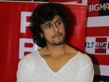 Sonu Nigam loves Parichay's new song 'She's a Playa'!