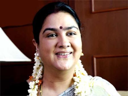 Urvashi to drag ex-husband Manoj K Jayan to court again