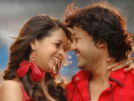 Ganesh back to form with Romeo