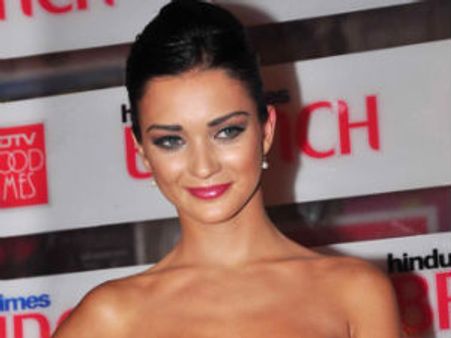 Amy Jackson gets whopping paycheck for Shankar's I