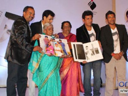 Dr Rajkumar's biography selling like hotcake