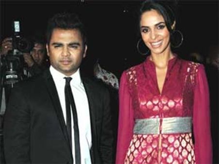 Gihana Khan replaces Mallika Sherawat in Sachiin Joshi’s Mumbai Mirror!