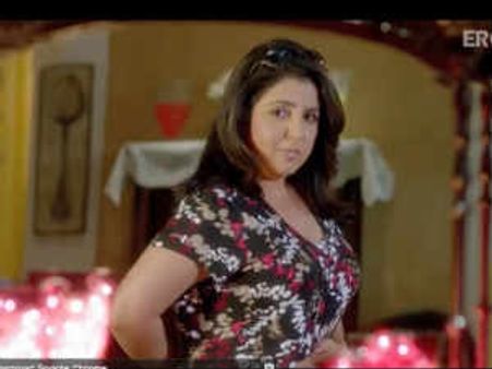 Shirin Farhad dancing to the tunes of 'Khatti Meethi'