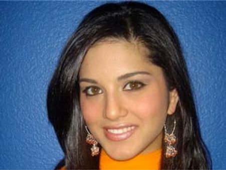 Whom does Sunny Leone find hottest?