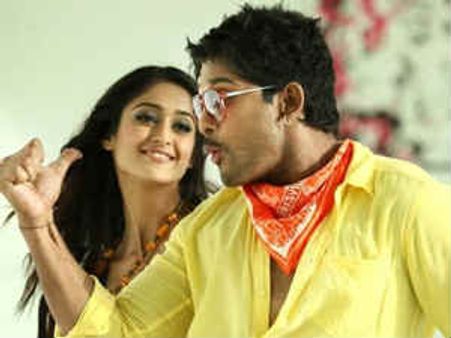 Julayi – Movie Review: Allu Arjun rocks