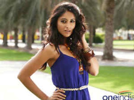 Ileana to act with Shahid Kapoor in PPNH