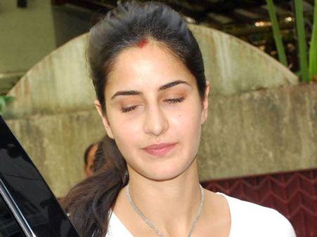 Katrina Kaif spotted with sindoor!