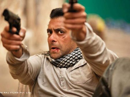 Salman Khan creates a new style statement in ETT