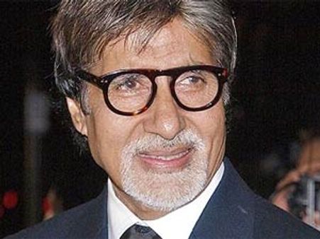 Amitabh Bachchan to open his Facebook account today!