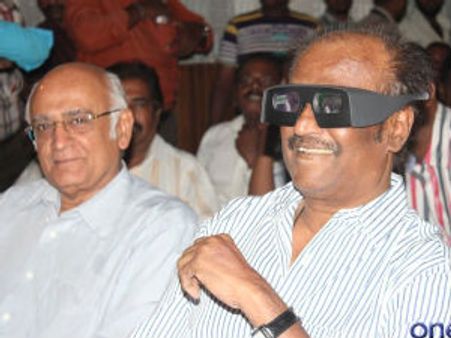 Thuppakki-Maattrraan escape Sivaji's threat