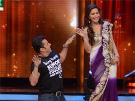 Salman Khan sets condition on Aishwarya Rai, Shahrukh Khan on Jhalak Dikhlaja!