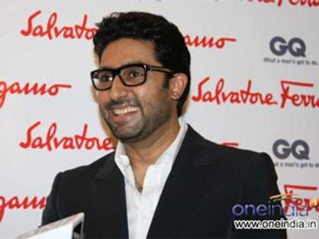 Abhishek Bachchan talks about daughter Aaradhya's looks!