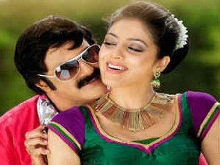 Balakrishna's Srimannarayana to have platinum disc function