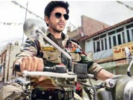 Picture: Stylish Shahrukh Khan as army officer 'Samar' in Yash Chopra's next